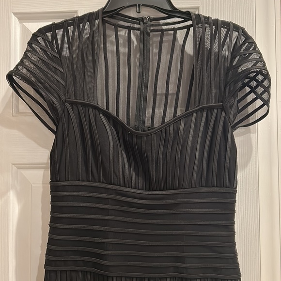 JS Collections Dress- perfect for wedding attire - Picture 2 of 4